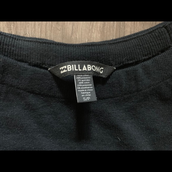 Black off the shoulder dress - Picture 3 of 3